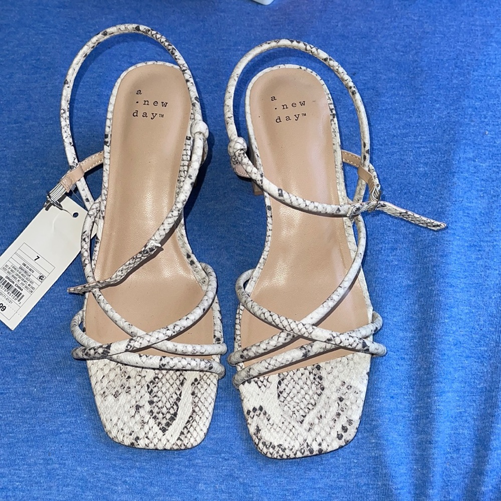 Small heels